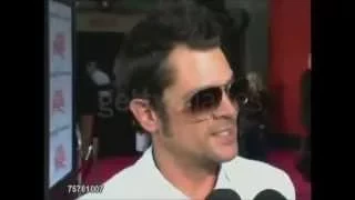 Johnny Knoxville is a HOT MESS! :)