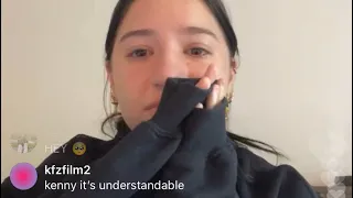 KENZIE ZIEGLER CRYING ON INSTAGRAMLIVE/HER MOM WALKS IN AND SHE TALKS TO HER FANS GIVES AN APOLOGIE