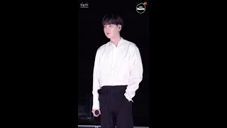 [BANGTAN BOMB] 'Life Goes On' Stage CAM (SUGA focus) @ 2020 AMAs - BTS (방탄소년단)