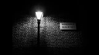 NIGHT PHOTOGRAPHY | Street Lamps & Alleyways