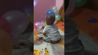 I am playing with Balloons. #fbreels #balloons #fly  #viralvideo #bestplaying #cutebaby