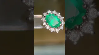 Emerald earrings #juratools #diamond #diamondring #ring #engagementring #weddingring #diamondsetting