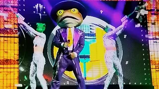 Masked singer: frog performs(march 4th,2020)