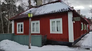 Исторические здания в музейном городке в Швеции