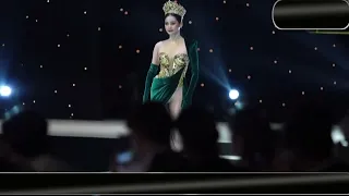 Miss Universe 1st runner - up, Thailand's Anntonia Porsild, in slomo revealing her most private part