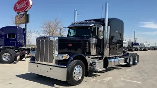 2023 Peterbilt 389 - Hollywood Edition in Black Sapphire Metallic!