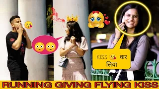 Running & Giving Flying Kiss 💋 to Cute Girl's❤️ || Epic Reactions || Deepanshumanni ||