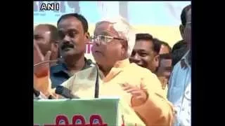 Have you seen Lalu Prasad Yadav mimicking PM Narendra Modi . Check out this hilarious video