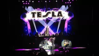 TESLA Love Song Snippet (Live at The Forum September 20, 2015)