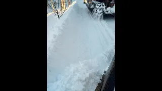 синий Трактор ДТ 75 М Казахстан с клином чистит дорогу от снега // russian tractor cleans snow