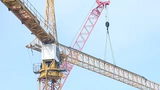 Tower crane #3 rises: Time-lapse compilation of assembly from start to finish