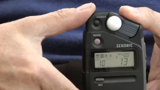 Using the Sekonic L308S incident/flash lightmeter