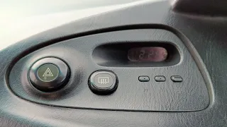 Разбираем кнопку аварийки Toyota Corolla Levin AE101