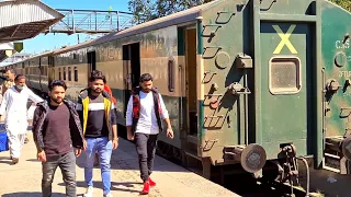 🇵🇰 Pakistan Railways Karachi Cantonment Station - WALKING TOUR OF KARACHI TRAIN STATION, 4K60FPS