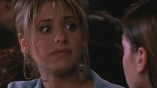 BTVS - 1x01 - Buffy and Willow speak (Bronze) HD