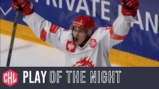 Kamil Walega steals the puck and gets a breakaway goal | Play of the night