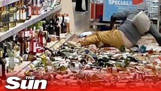 Aldi wrecking rampage - Woman smashes 500 bottles of booze