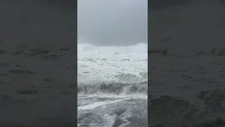 25 feet high Hurricane tides Los Angeles California coast #shortsfeed #californiabeach