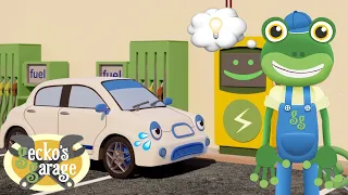 Why Is Evie The Electric Car So TIRED? | Gecko's Garage | Vehicles For Kids!