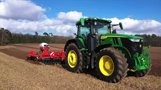 John Deere 8RX 410, John Deere 7R 330 and 6 series working at Ripon Farm Services demo day 2020