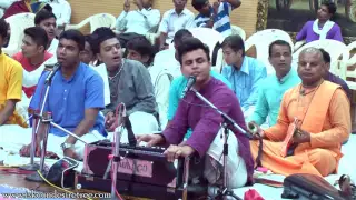 Shymananda Prabhu Singing Hare Krishna Maha Mantra Morning Session at Namotsava Kirtan Festival 2016