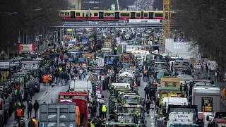 Farmers in Romania, France and Germany continue road convoy protests