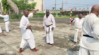 "Maîtrise et Harmonie : Les Fondements du Shotokan dans le Bukai de Karaté"