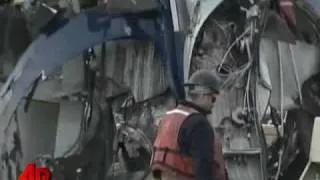 Raw Video: US Airways Left Engine Recovered