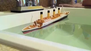 R.M.S. Titanic Model Sinking