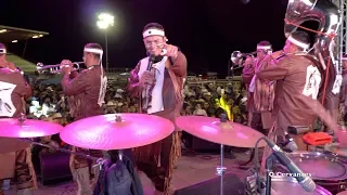 Banda Cuisillos “Ya No Me Mires Así” (En Vivo)