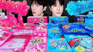 ASMR MUKBANG | PINK VS BLUE FOOD JELLY CANDY Desserts (Noodles Jelly, chocolate) Convenience store