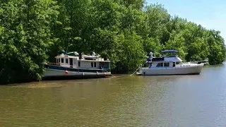 Boat Crashes Into the Riverbank - The Erie Canal