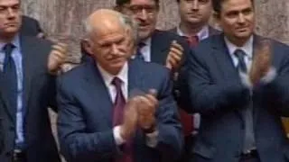 Greek PM George Papandreou wins confidence vote