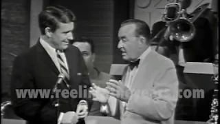 Merv Griffin & Freddy Martin- "I've Got A Lovely Bunch of Coconuts" 1966 [RITY Archives]