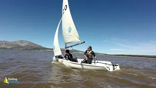 Sailing on the beam in 4 knots of breeze