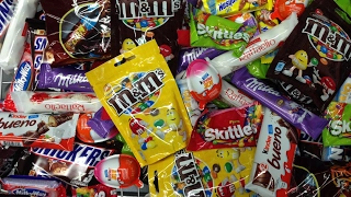 New! A lot of candy . Chocolates + Candies=Good Mood , Crazy Video