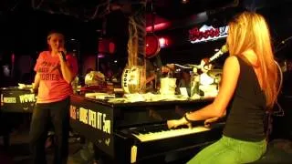 Dueling Pianos - "Proud Mary" (Cover) | Howl at the Moon