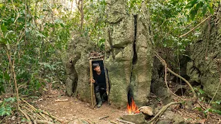 2 DAYS solo survival CAMPING. Bushcraft Survival Shelter under the Cliff, Foraging For Food, Cooking