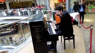 Very spontaneous Piano Flashmob Medley in Allee-Center by Thomas Krüger – (Kicked out by Security)