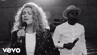 Tori Kelly - Help Us To Love ft. The HamilTones (Live) ft. The HamilTones