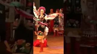 Українські народні пісні та танці