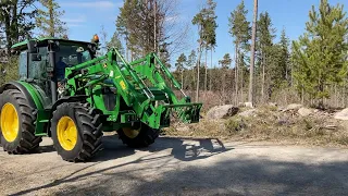 Köp Traktor John Deere 5115M på Klaravik