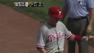 PHI@CHC: Phillies break through on Young's RBI single