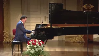 Объяснение в Любви - Толеген Мухамеджанов (live, piano)