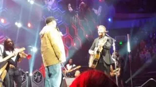 Justin Timberlake and Garth Brooks - live in Nashville