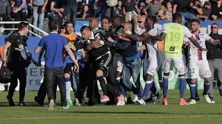 Quand les Supporters Bastiais Agressent les Joueurs de Lyon !