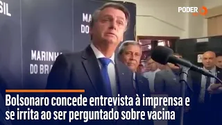 Bolsonaro concede entrevista à imprensa e se irrita ao ser perguntado sobre vacina