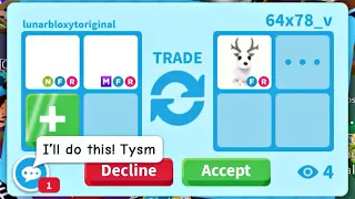 ❄️🦌OMG! HOW THEY ACCEPTED MY *UNDERPAY* FOR THEIR ARCTIC REINDEER! + TRADED MY MONKEY KING! #adoptme