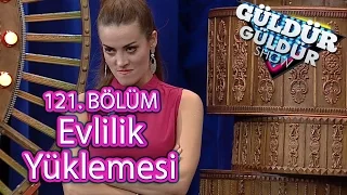 Güldür Güldür Show 121. Bölüm, Evlilik Yüklemesi Skeci