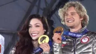 Meryl Davis & Charlie White Rare Footage Sochi Gold Medal Ceremony .